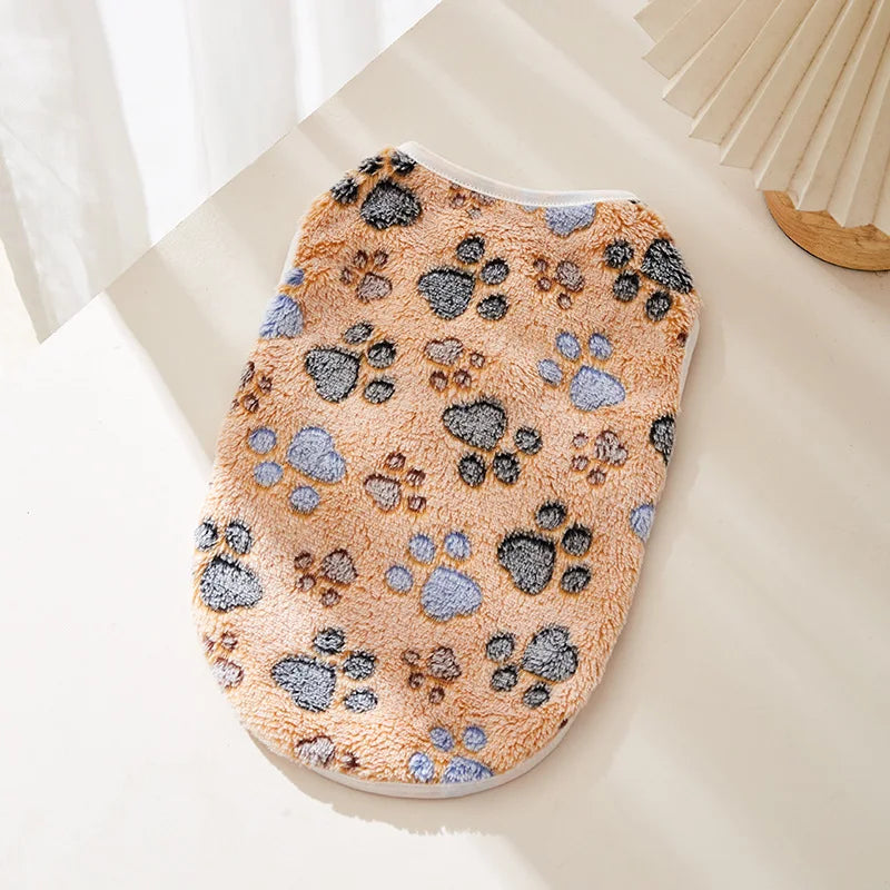 Flannel dog clothes, pet clothes suitable for small and medium-sized dogs, soft dog vests, cute paw prints, Chihuahua jackets, Yorkshire vests, pet clothes