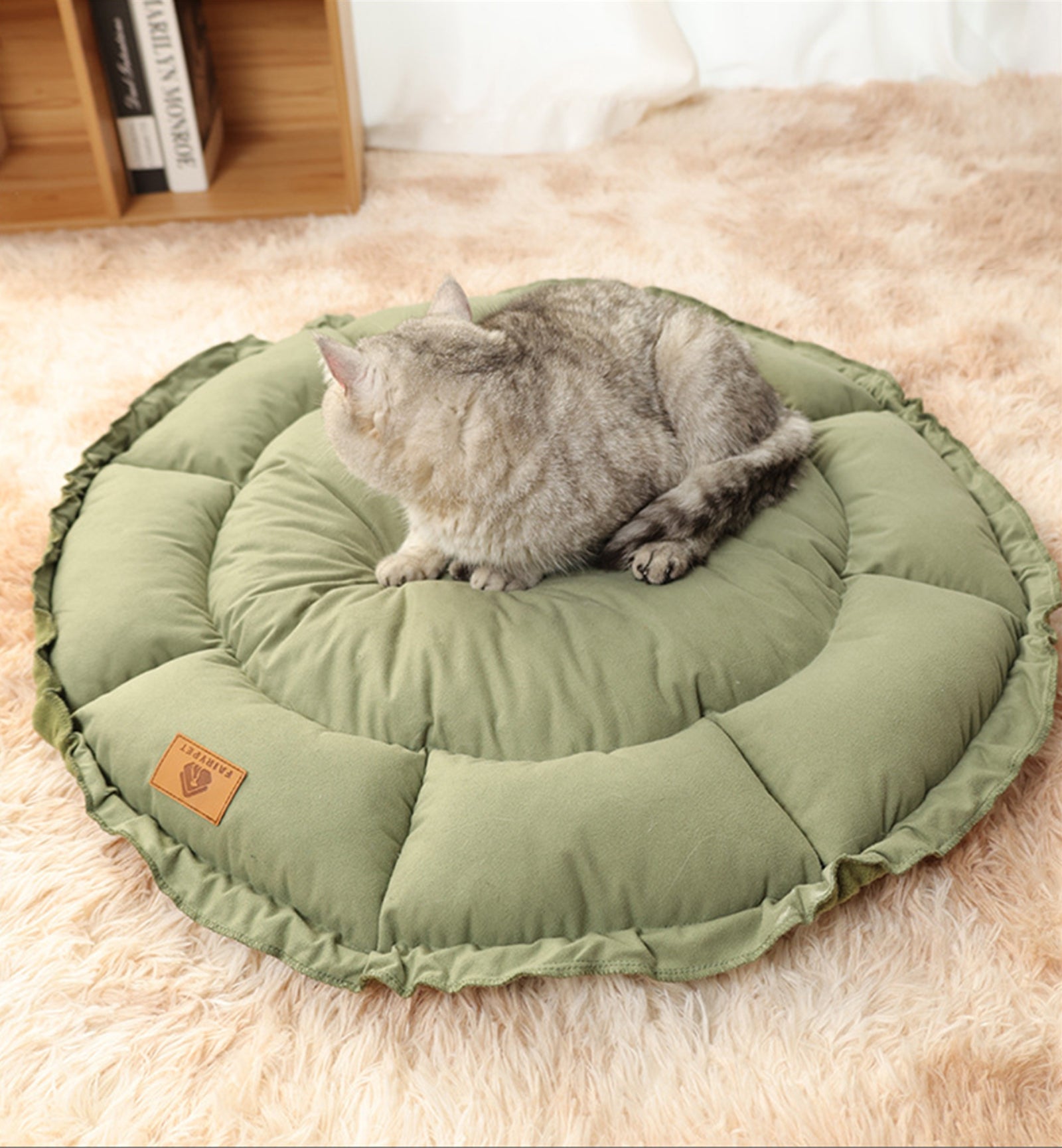 Flower bud cat bed shrink rope pet mat cat bed double-sided usable cat bed mat suitable for cats, dogs, pets, cats accessories