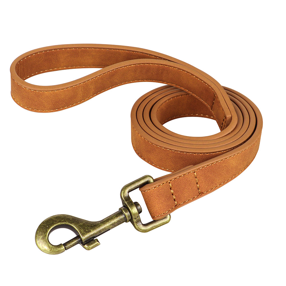 120cm PU leather dog leash with soft cushion handle for pet walking training. The leash is suitable for German Shepherd, Golden Retriever, medium to large dogs
