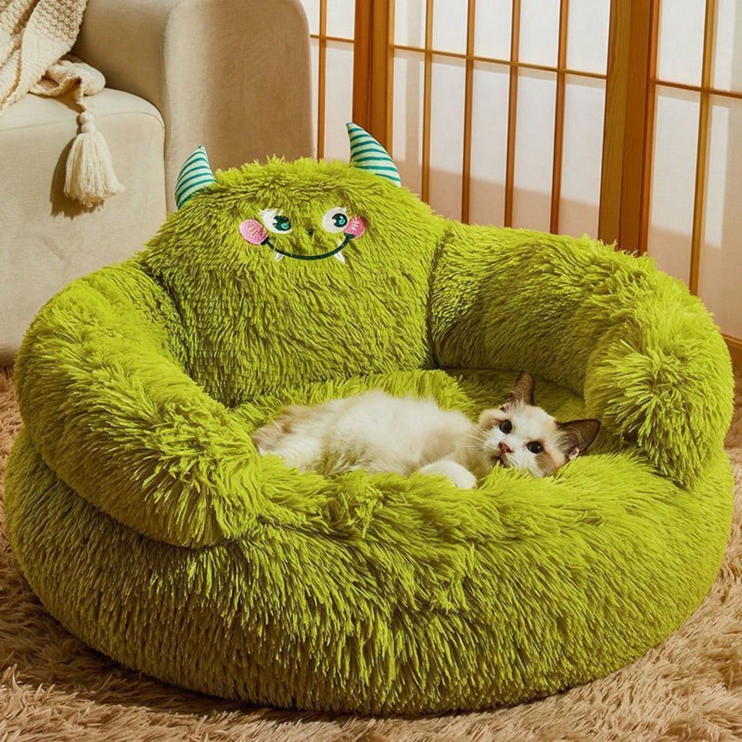 Soothing donut bed, green plush anti anxiety dog and cat bed, suitable for pets. Soft indoor hug bed, fluffy plush, anti slip bottom