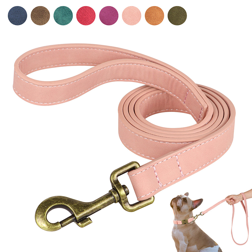 120cm PU leather dog leash with soft cushion handle for pet walking training. The leash is suitable for German Shepherd, Golden Retriever, medium to large dogs