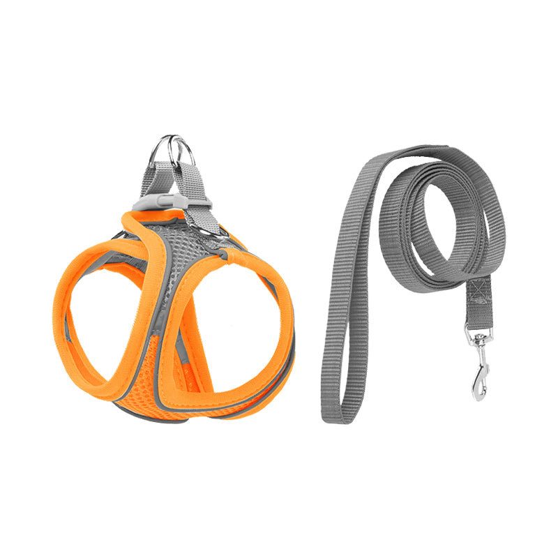 Pet breathable vest with chest strap and shoulder strap to prevent dogs from being damaged. Outdoor specific adjustable night time reflective